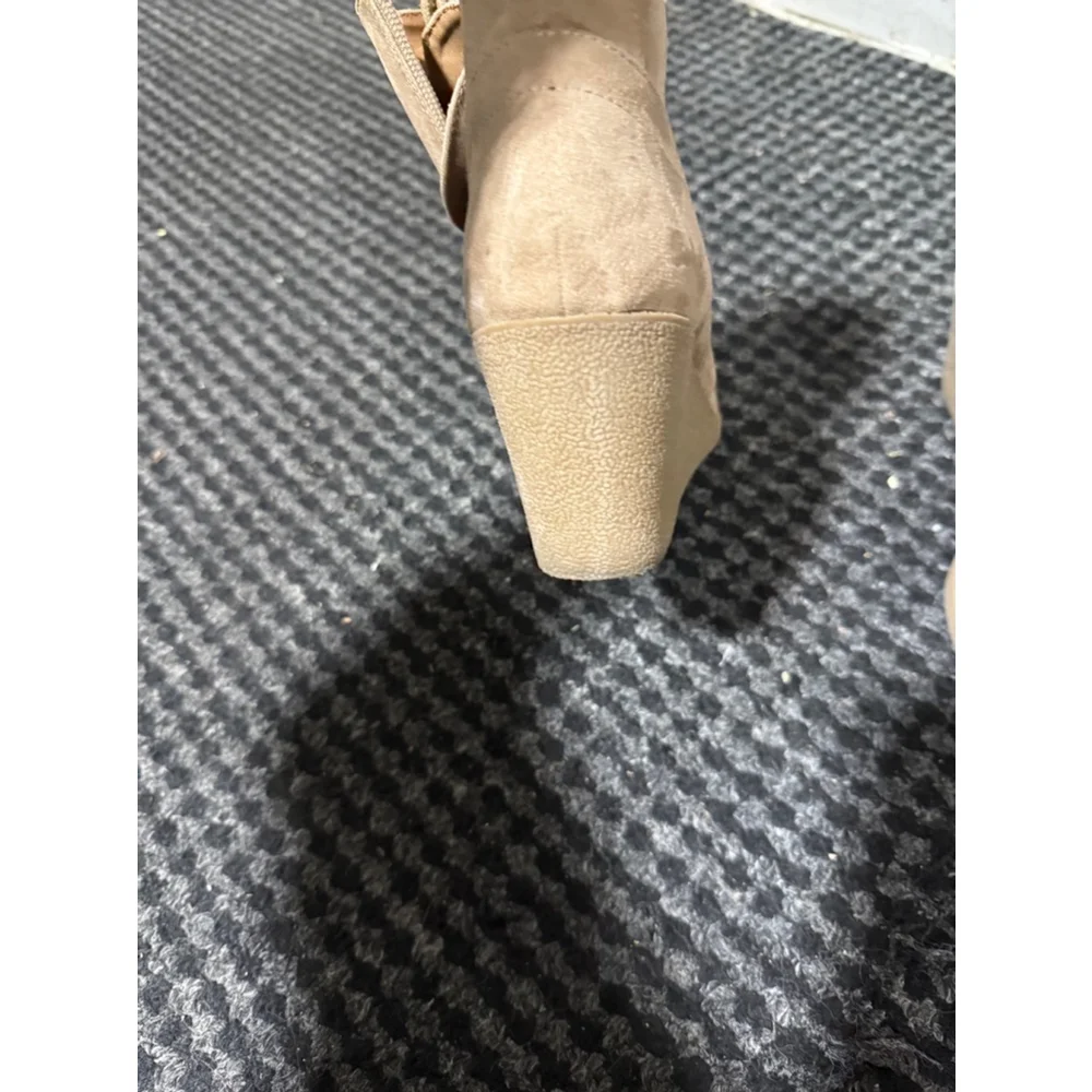COPY - Women's Unbranded Boots 8 Beige